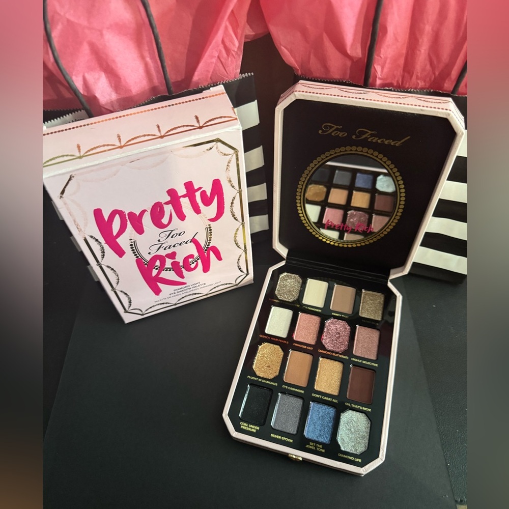 Too faced • Pretty Rich • Eye Shadow Palette